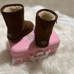 BearPaw Brown Kids Boots with Cream Lining